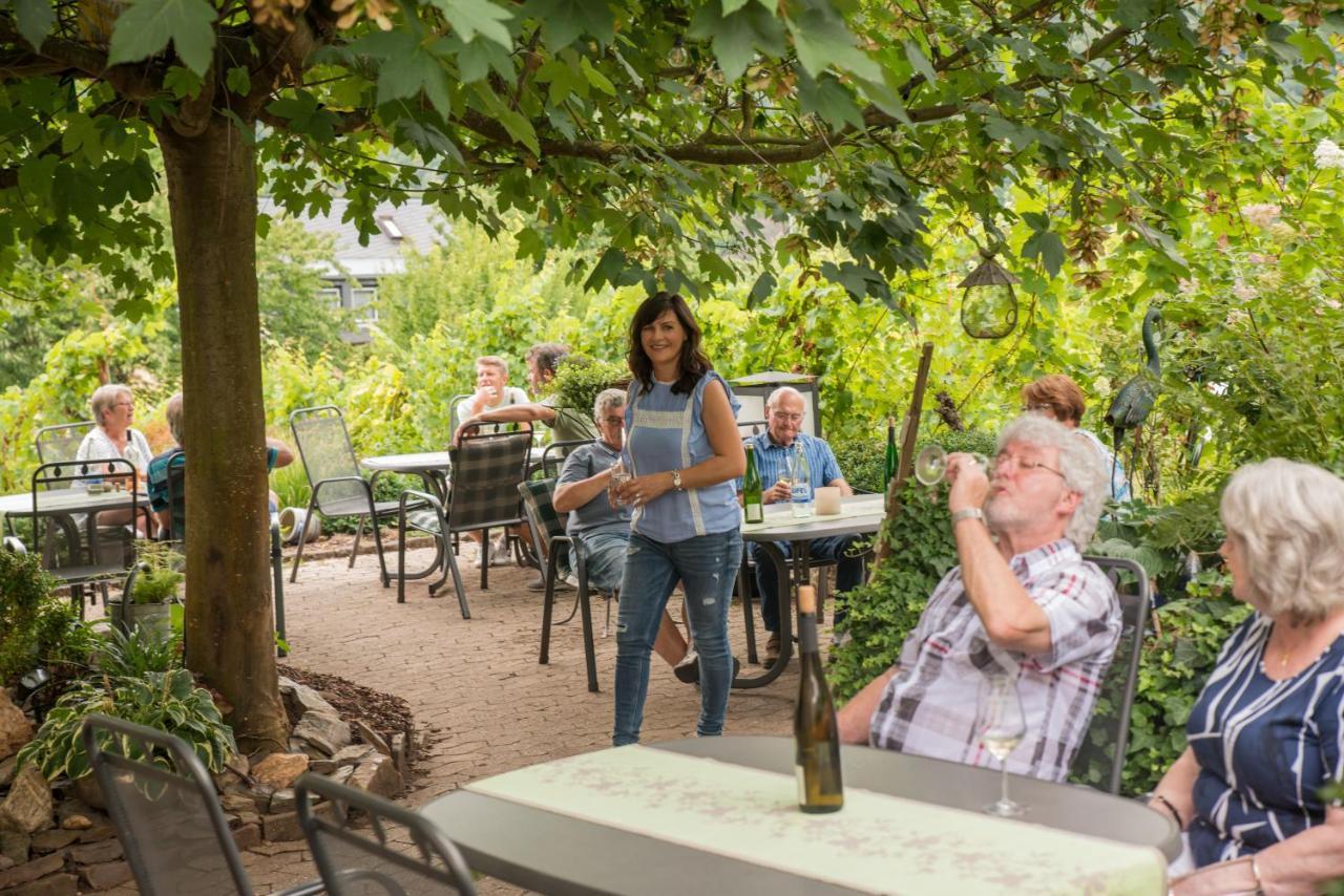 Weingut Erich Serwazi Mesenich Esterno foto