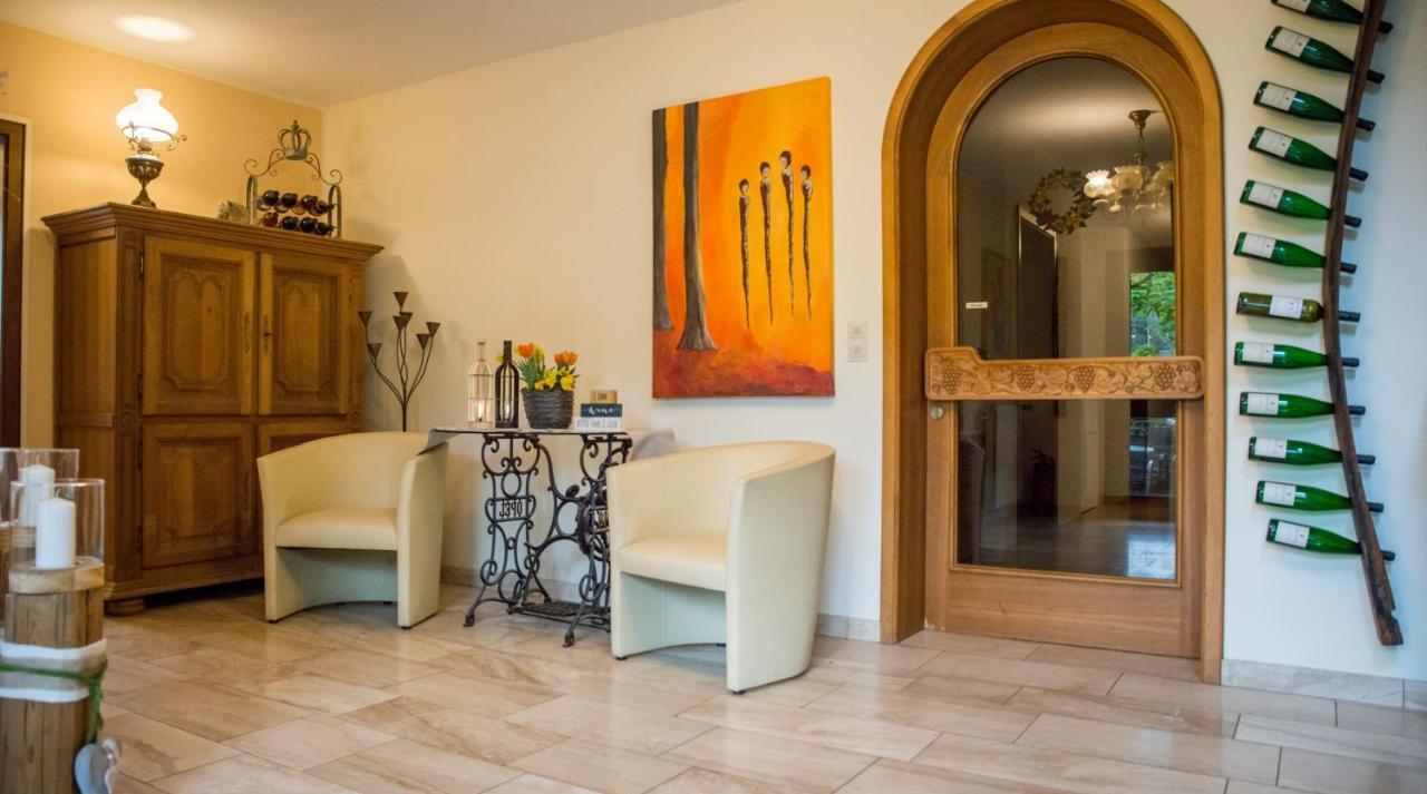 Weingut Erich Serwazi Mesenich Esterno foto